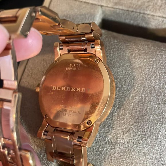 Burberry The City Quartz Watch Rose Gold - Picture 3 of 6